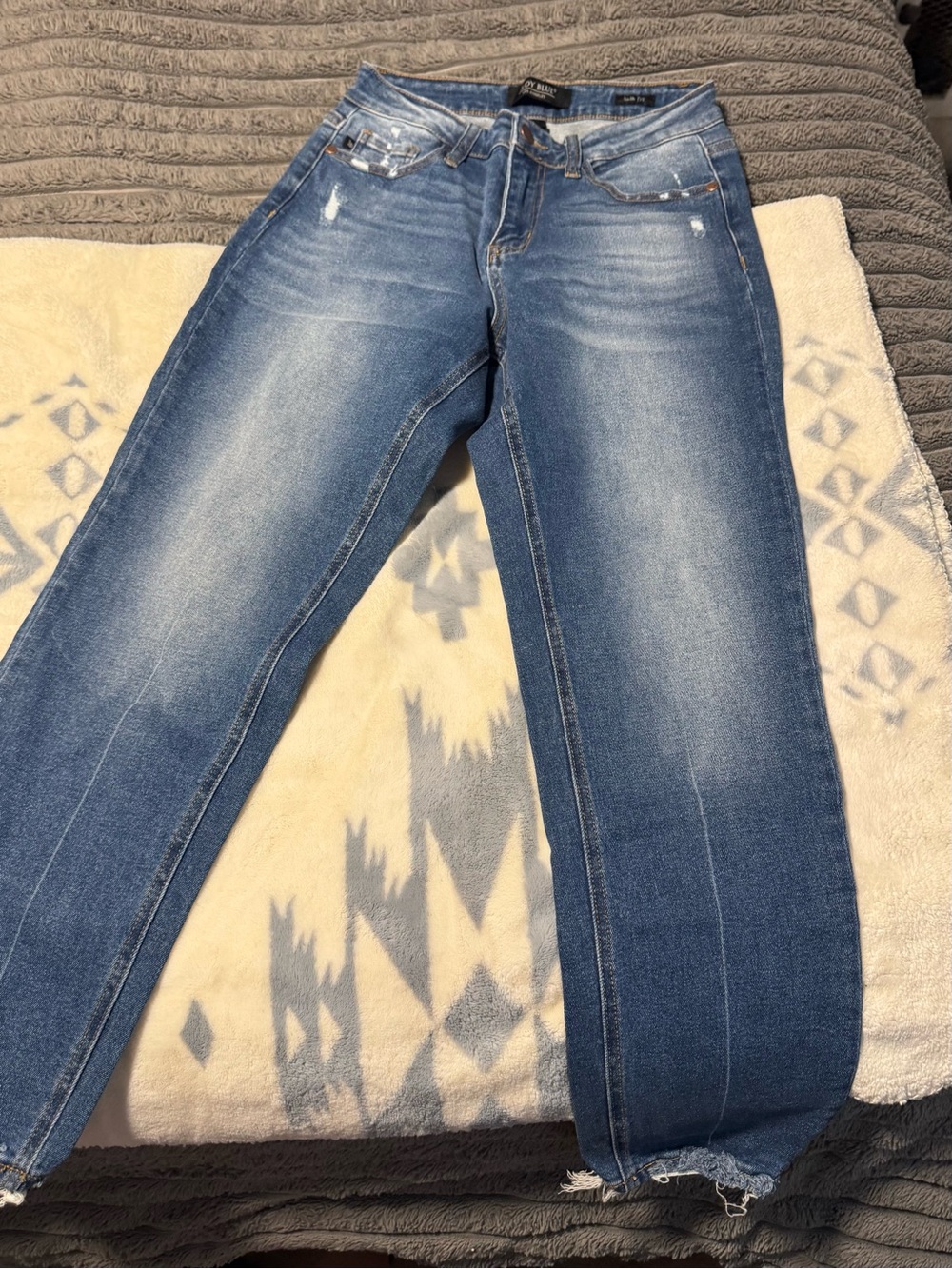 Judy Blue Light Wash Straight Leg Jeans with Faded Detailing